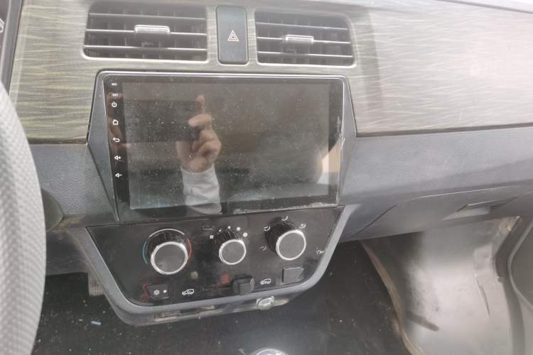 Used Jinbei Hiace X30 2021 1.5L Standard Version Air-Conditioner-Free Van China VI Emission Standard SWC15M Audio And AC Panel