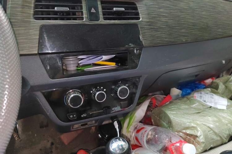 Used Jinbei Hiace X30 2021 1.5L Wealthy Edition Bus China VI Standard SWC15M Audio And AC Panel