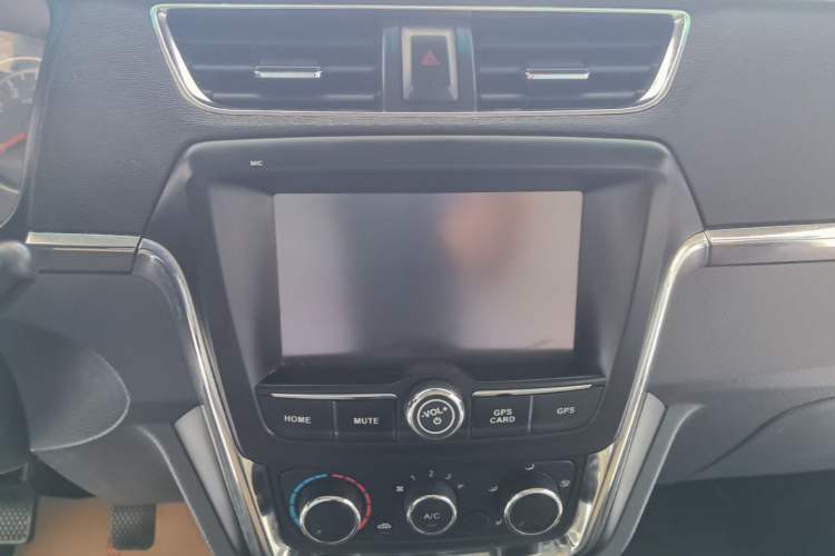 Used Jinbei Hiace X30 2021 1.5L Comfort Model Air-Conditioner-Free Version National VI Standard SWC15M Bus Audio And AC Panel