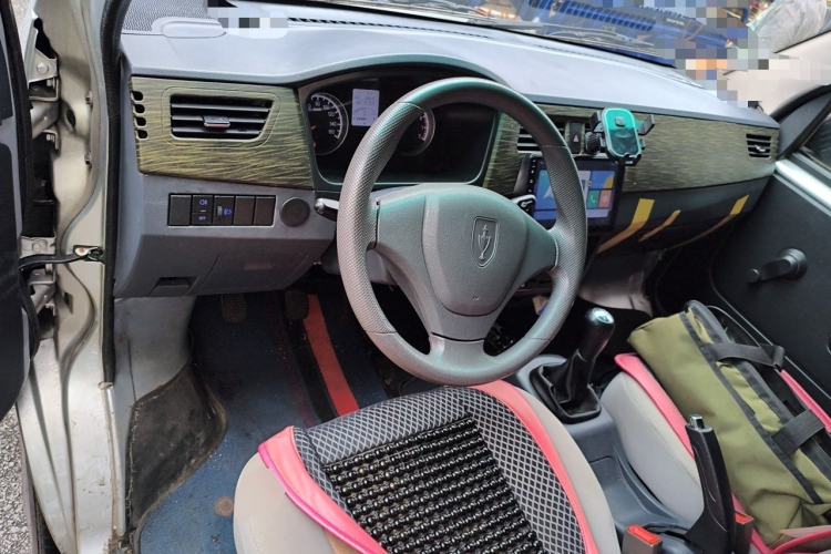 Used Jinbei Hiace X30  Center Console