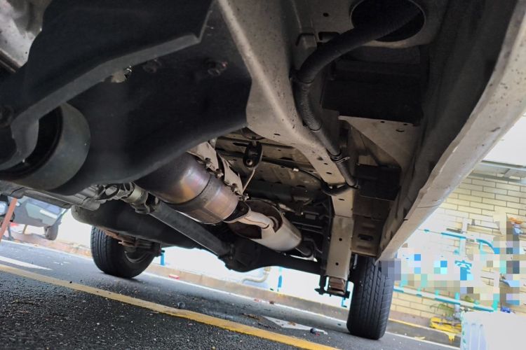 Used Jinbei Hiace X30  Chassis Front Left