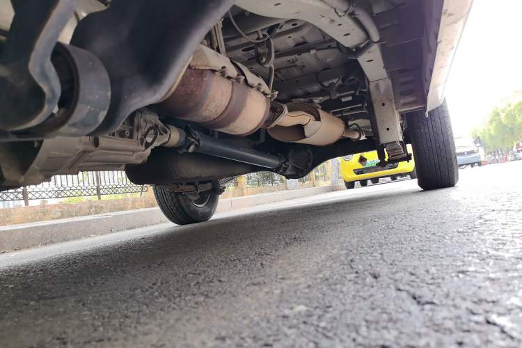 Used Jinbei Hiace X30  Chassis Front Left