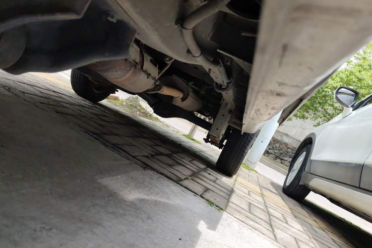 Used Jinbei Hiace X30 2021 1.5L Business-Class Central Air-Conditioned Coach China VI Standard Model SWC15M Chassis Front Left