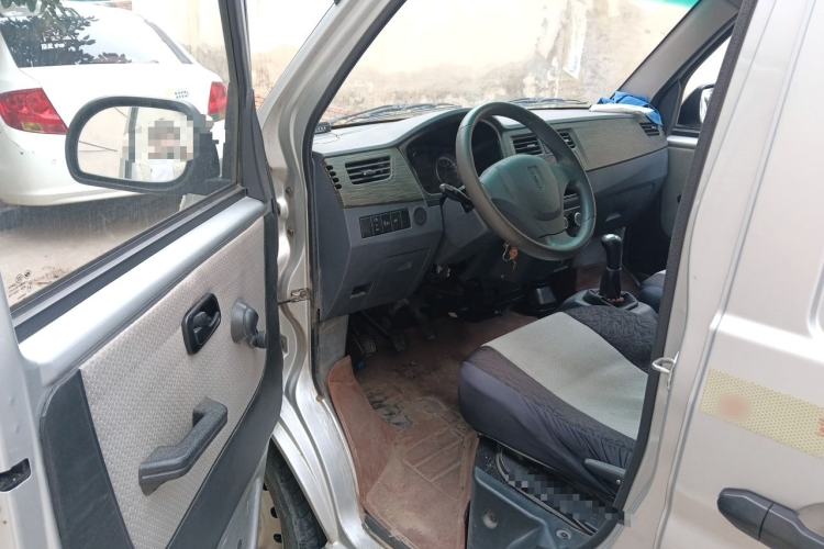 Used Jinbei Hiace X30 2021 1.5L Standard Version Air-Conditioner-Free Van China VI Emission Standard SWC15M Driver Seat