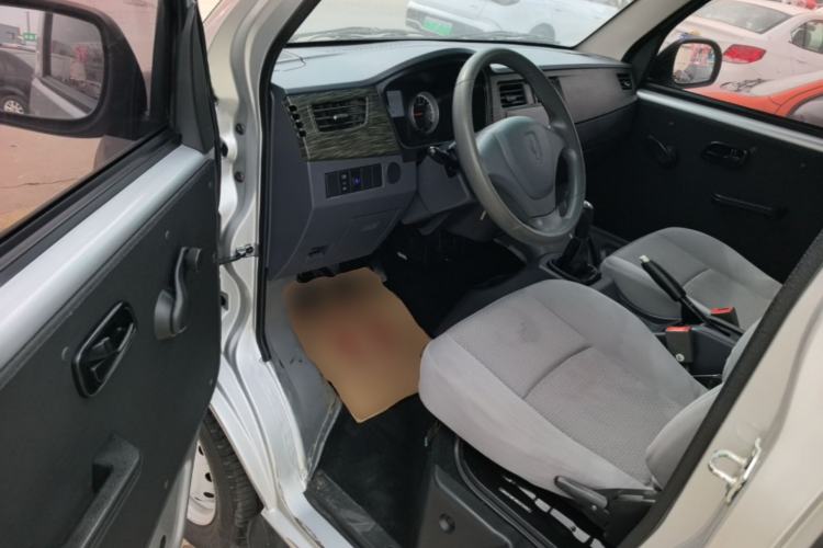 Used Jinbei Hiace X30 2021 1.5L Standard-Grade Central Air-Conditioned Van China VI Emission Standard SWC15M Driver Seat