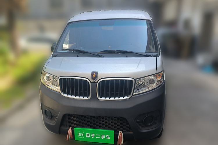 Used Jinbei Hiace X30 2021 1.5L Wealthy Edition Bus China VI Standard SWC15M Front