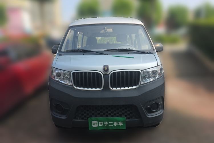 Used Jinbei Hiace X30 2021 1.5L Wealthy Single-Steaming Air-Conditioned Version Bus China VI Standard SWC15M Front