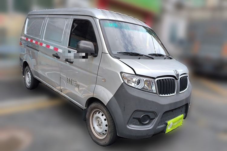 Used Jinbei Hiace X30  Front Right 45 Deg