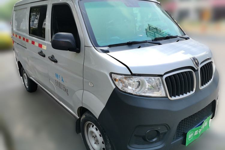 Used Jinbei Hiace X30  Front Right 45 Deg