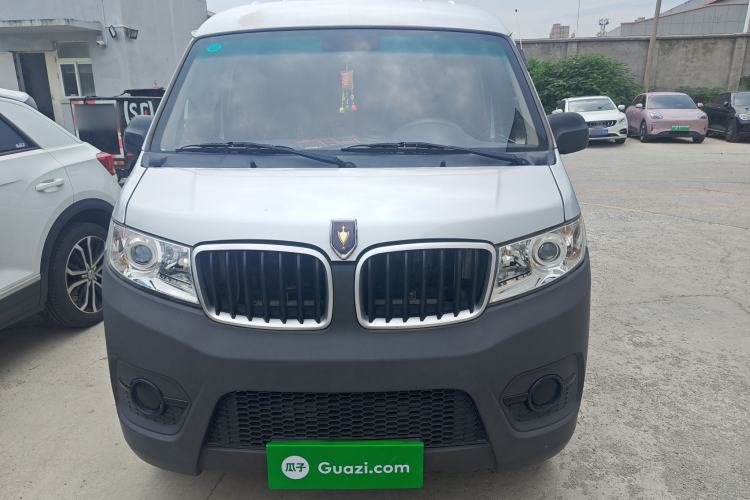 Used Jinbei Hiace X30 2021 1.5L Standard Version Air-Conditioner-Free Van China VI Emission Standard SWC15M Front