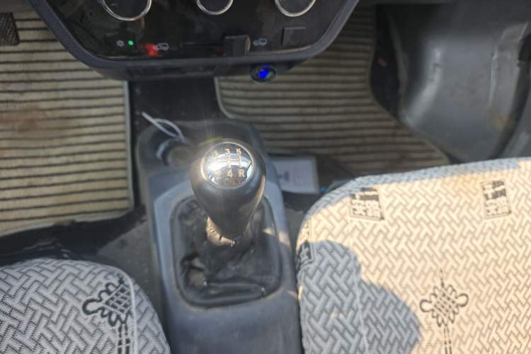 Used Jinbei Hiace X30 2021 1.5L Wealthy Single-Steaming Air-Conditioned Version Bus China VI Standard SWC15M Gear Lever