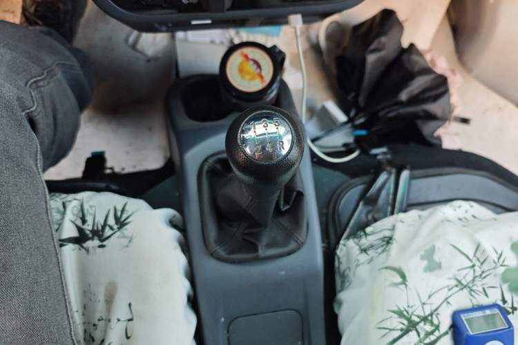 Used Jinbei Hiace X30 2021 1.5L Wealthy Single-Steaming Air-Conditioned Version Bus China VI Standard SWC15M Gear Lever