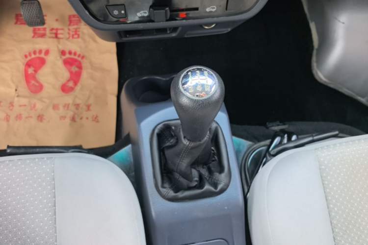 Used Jinbei Hiace X30 2021 1.5L Standard-Grade Central Air-Conditioned Van China VI Emission Standard SWC15M Gear Lever