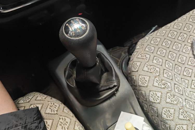Used Jinbei Hiace X30 2021 1.5L Standard Version Air-Conditioner-Free Van China VI Emission Standard SWC15M Gear Lever