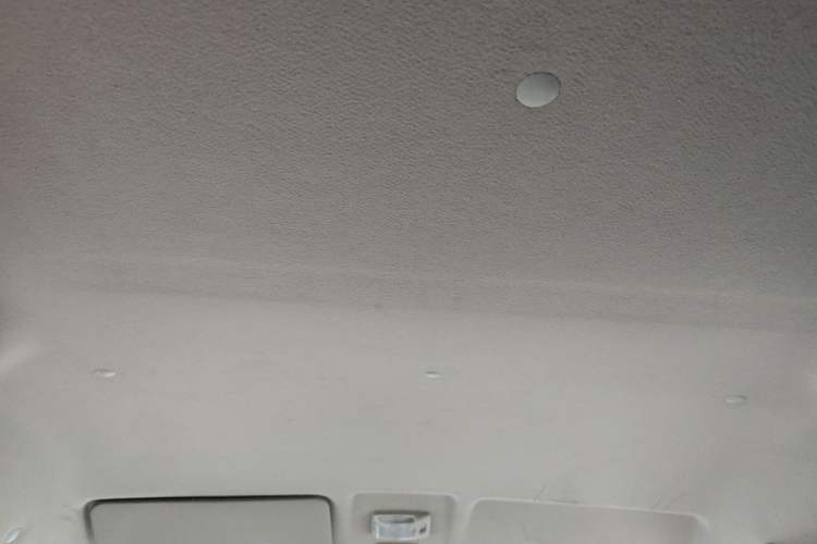 Used Jinbei Hiace X30 2021 1.5L Wealthy Single-Steaming Air-Conditioned Version Bus China VI Standard SWC15M Headliner