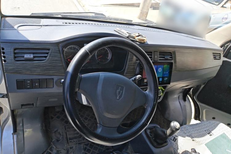 Used Jinbei Hiace X30 2021 1.5L Wealthy Single-Steaming Air-Conditioned Van China VI Standard SWC15M Interior 2