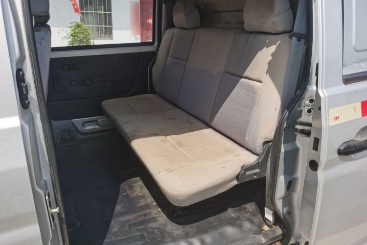 Used Jinbei Hiace X30 2021 1.5L Standard Version Air-Conditioner-Free Van China VI Emission Standard SWC15M Interior 3