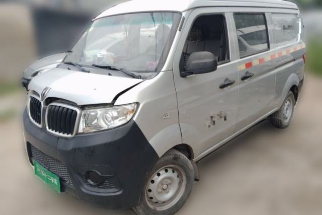 Used Jinbei Hiace X30 2021 Xiaohailong X30 cargo van, 5 seats, gasoline, 1.5L