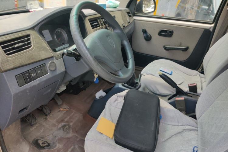 Used Jinbei Hiace X30 2021 1.5L Business-Grade Central Air-Conditioned Van China VI Emission Standard Model SWC15M Left Front Seat