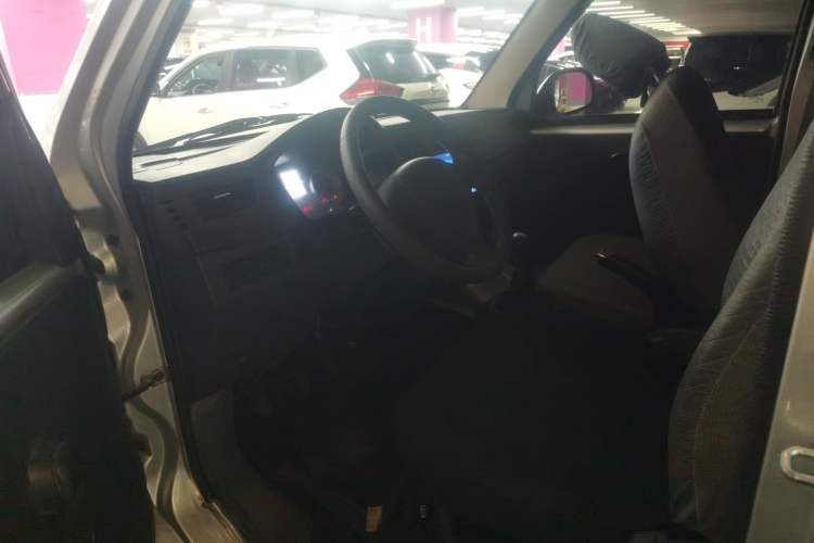 Used Jinbei Hiace X30 2021 1.5L Wealthy Single-Steaming Air-Conditioned Van China VI Standard SWC15M Left Front Seat