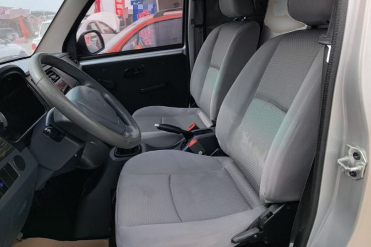 Used Jinbei Hiace X30 2021 1.5L Standard-Grade Central Air-Conditioned Van China VI Emission Standard SWC15M Left Front Seat