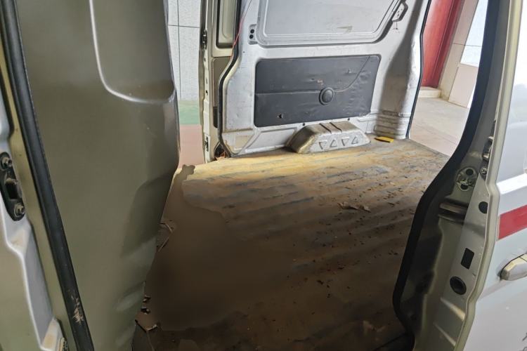 Used Jinbei Hiace X30 2021 1.5L Standard Version Air-Conditioner-Free Van China VI Emission Standard SWC15M Left Rear Seat