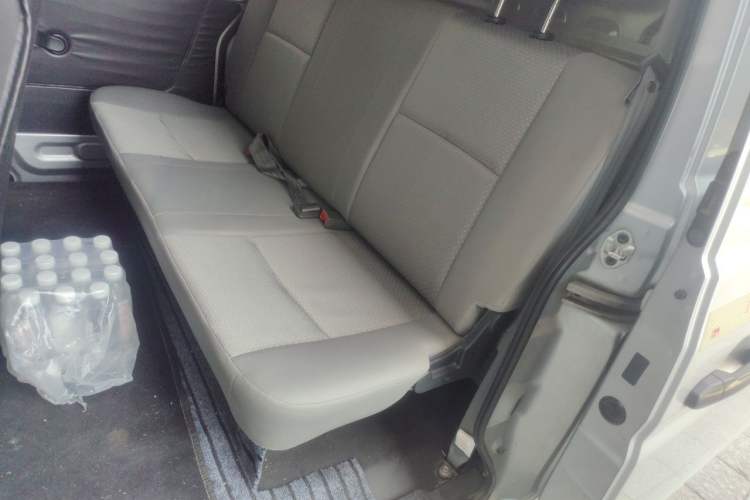 Used Jinbei Hiace X30 2021 1.5L Standard Version Air-Conditioner-Free Van China VI Emission Standard SWC15M Left Rear Seat