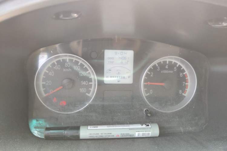 Used Jinbei Hiace X30 2021 1.5L Business-Grade Central Air-Conditioned Van China VI Emission Standard Model SWC15M Odometer Close Up