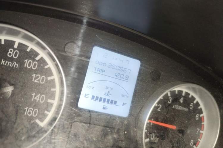 Used Jinbei Hiace X30 2021 1.5L Wealthy Single-Steaming Air-Conditioned Version Bus China VI Standard SWC15M Odometer Close Up