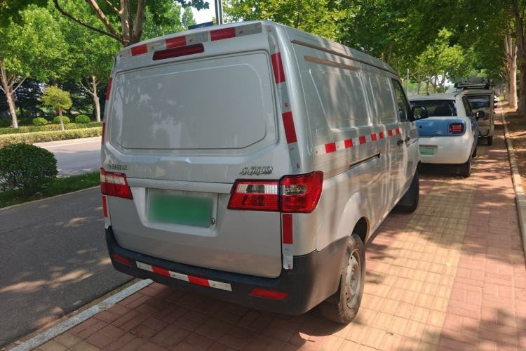 Used Jinbei Hiace X30 2021 1.5L Standard Version Air-Conditioner-Free Van China VI Emission Standard SWC15M Rear Right 45 Deg