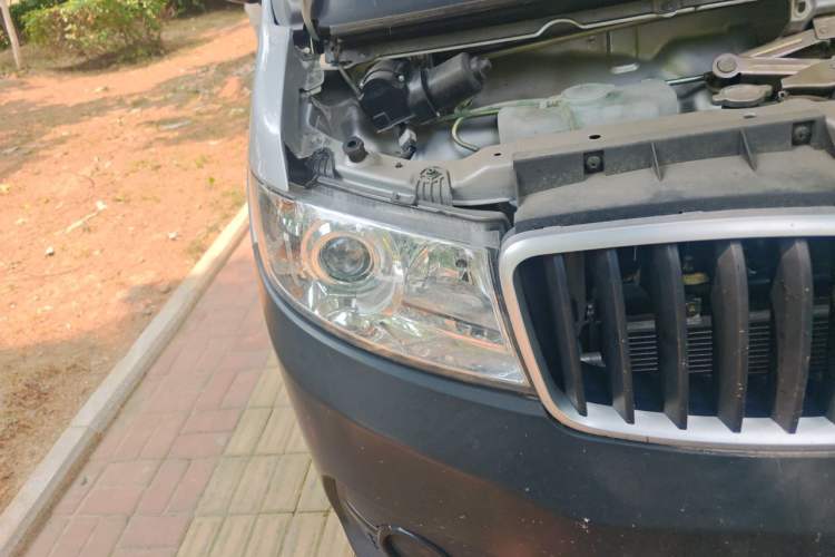 Used Jinbei Hiace X30 2021 1.5L Standard Version Air-Conditioner-Free Van China VI Emission Standard SWC15M Right Front Headlight