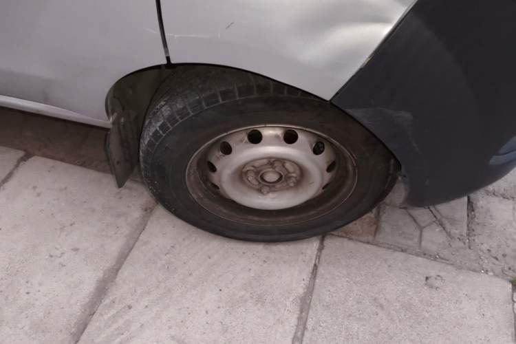 Used Jinbei Hiace X30 2021 1.5L Standard Model Central Air-Conditioned Bus China VI Emission Standard SWC15M Right Front Wheel Hub