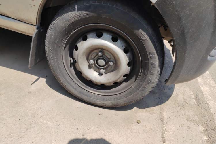 Used Jinbei Hiace X30 2021 1.5L Wealthy Van China VI Standard SWC15M Right Front Wheel Hub