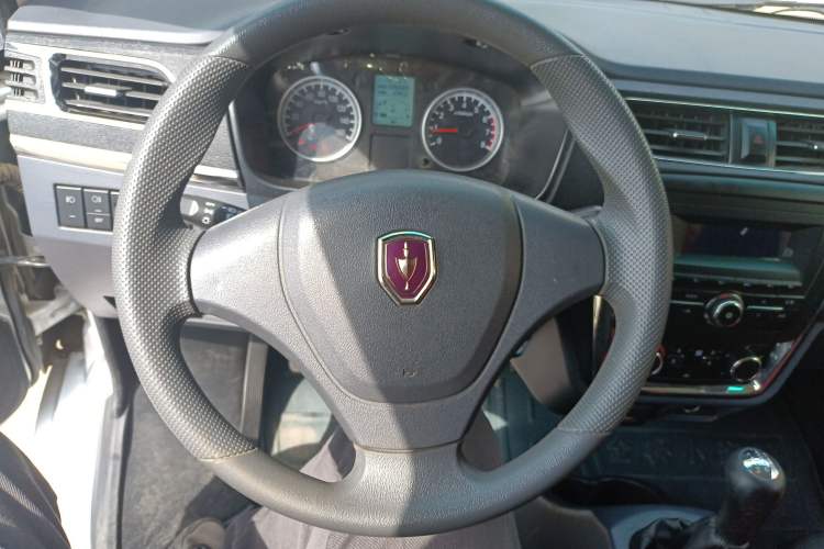 Used Jinbei Hiace X30 2021 1.5L Wealthy Van China VI Standard SWC15M Steering Wheel