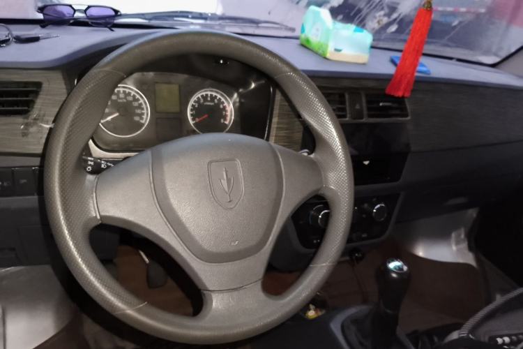 Used Jinbei Hiace X30 2021 1.5L Standard Model Central Air-Conditioned Bus China VI Emission Standard SWC15M Steering Wheel