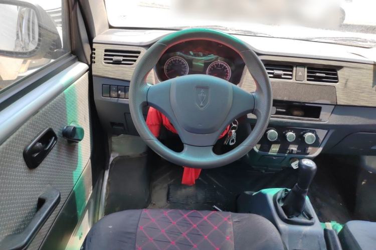 Used Jinbei Hiace X30 2021 1.5L Wealthy Van China VI Standard SWC15M Steering Wheel