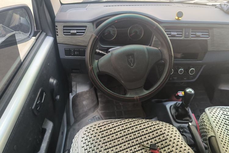 Used Jinbei Hiace X30 2021 1.5L Wealthy Edition Bus China VI Standard SWC15M Steering Wheel