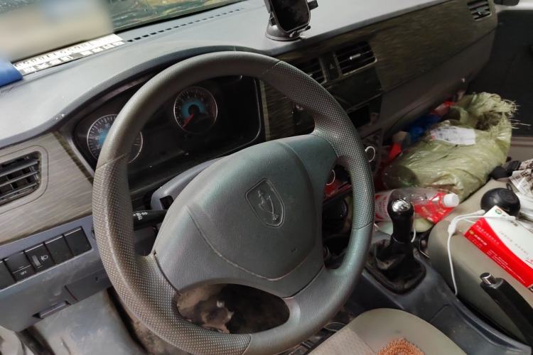 Used Jinbei Hiace X30 2021 1.5L Wealthy Edition Bus China VI Standard SWC15M Steering Wheel
