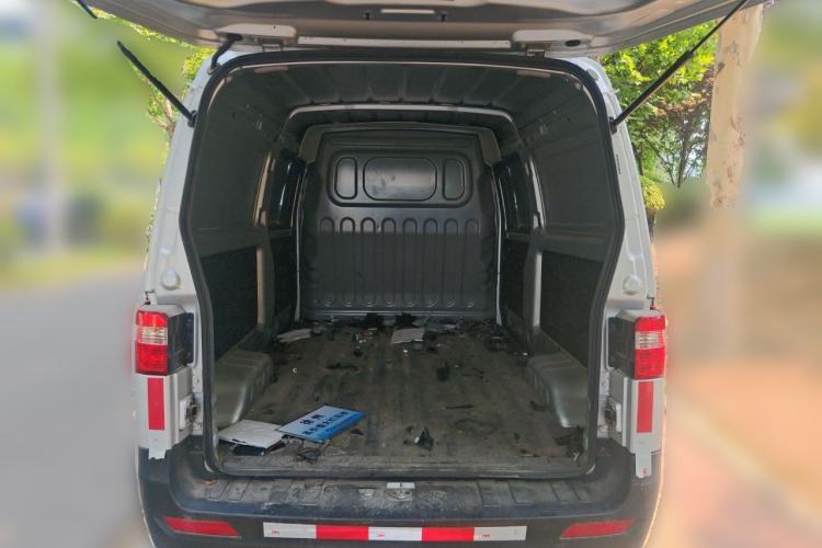 Used Jinbei Hiace X30 2021 1.5L Standard Version Air-Conditioner-Free Van China VI Emission Standard SWC15M Trunk
