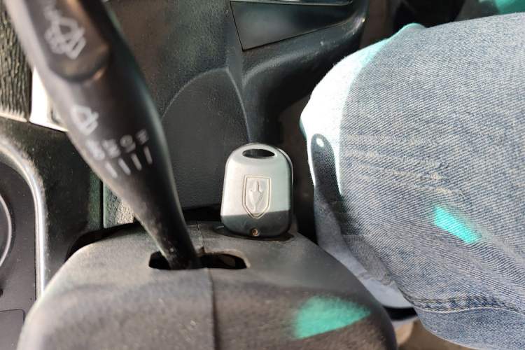 Used Jinbei Hiace X30 2021 1.5L Business-Class Central Air-Conditioned Coach China VI Standard Model SWC15M Vehicle Key