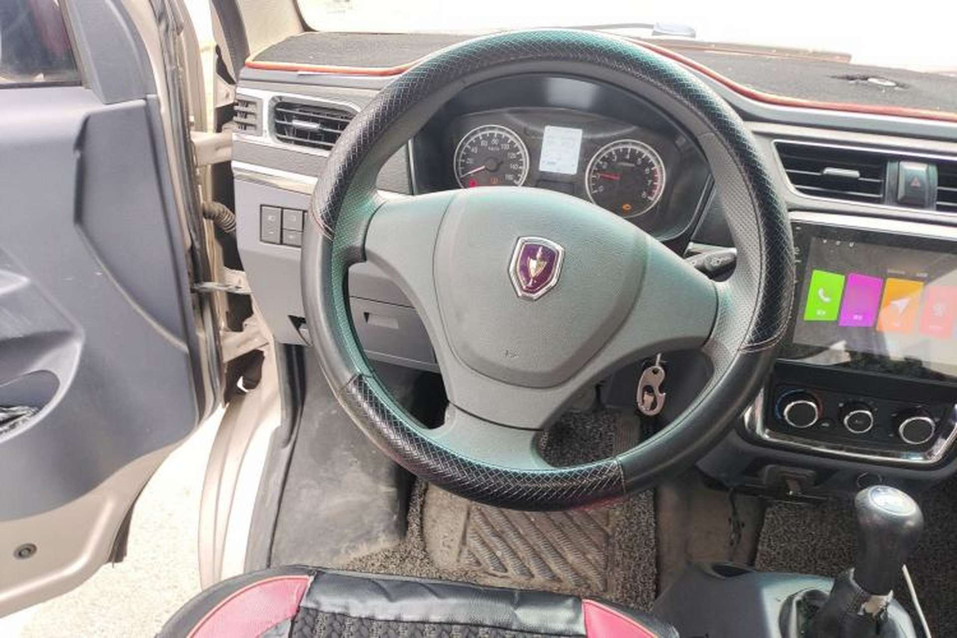 Used Jinbei Hiace X30 2021 1.5L Comfort Model Air-Conditioner-Free Version National VI Standard SWC15M Bus Steering Wheel