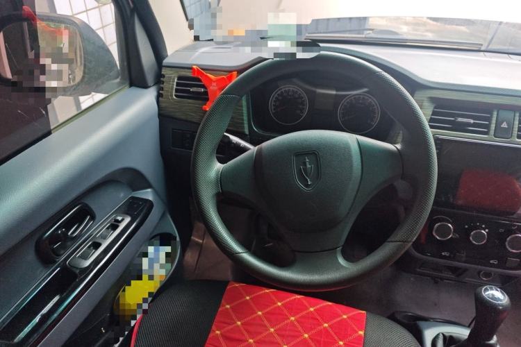 Used Jinbei Hiace X30 2021 1.5L Comfort Model Base Version (No Air Conditioning) Van China VI Standard SWC15M Steering Wheel