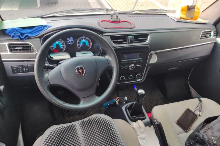Used Jinbei Hiace X30 2021 1.5L Wealthy Edition Bus China VI Standard SWC15M Center Console