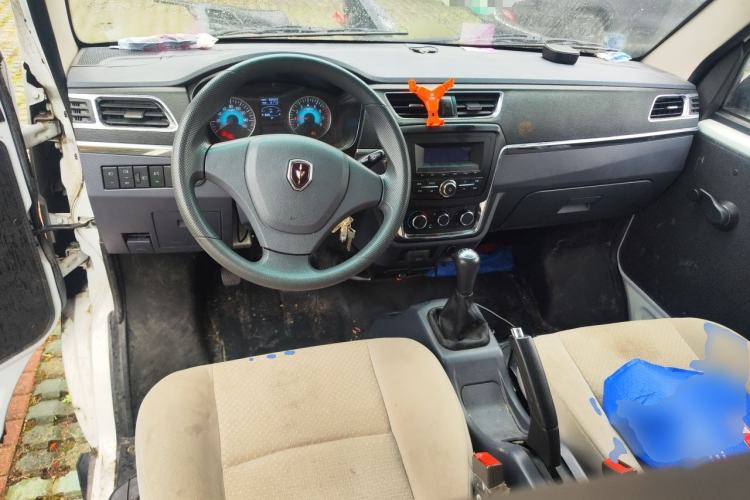 Used Jinbei Hiace X30 2021 1.5L Standard Version Air-Conditioning-Free Bus China VI Emission Standard SWC15M Center Console