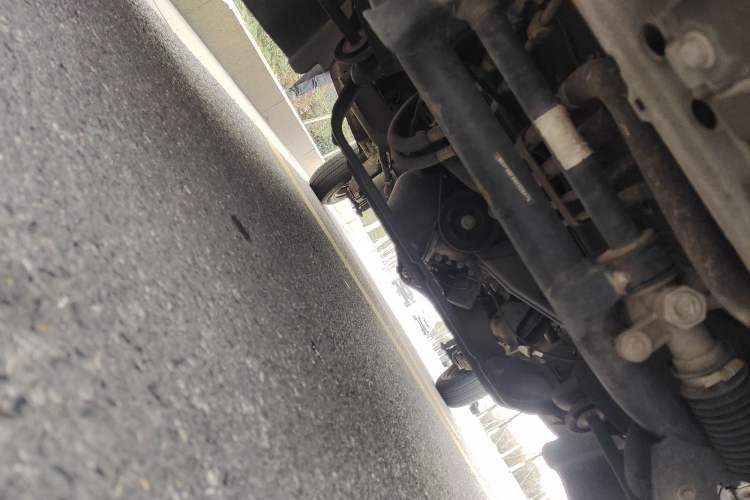 Used Jinbei Hiace X30 2021 1.5L Wealthy Edition Bus China VI Standard SWC15M Chassis Front