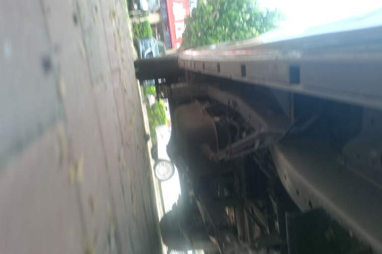 Used Jinbei Hiace X30 2021 1.5L Wealthy Single-Steaming Air-Conditioned Van China VI Standard SWC15M Chassis Front Right