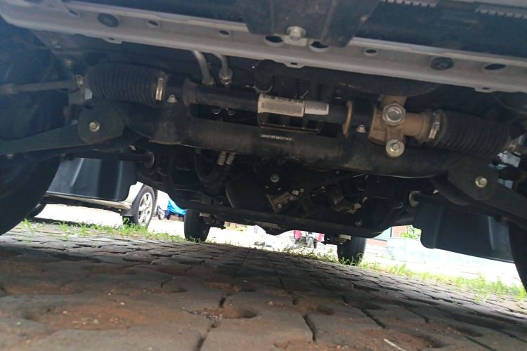 Used Jinbei Hiace X30 2021 1.5L Wealthy Edition Bus China VI Standard SWC15M Chassis Front Right