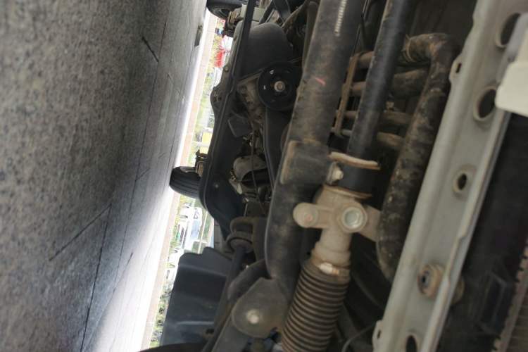 Used Jinbei Hiace X30 2021 1.5L Standard Version Air-Conditioner-Free Van China VI Emission Standard SWC15M Chassis Front