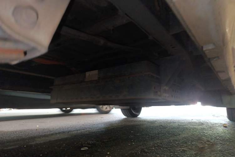 Used Jinbei Hiace X30  Chassis Rear Right