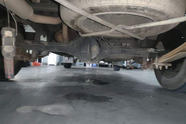 Used Jinbei Hiace X30 2021 1.5L Wealthy Single-Steaming Air-Conditioned Van China VI Standard SWC15M Chassis Rear